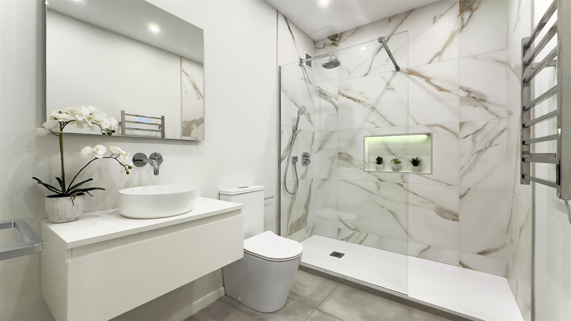 Image of Apartment - 3 Bedrooms - 2 Bathrooms for Sale in Marina Views-Gibraltar, Image 10